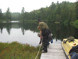 Visite d'une tourbière en bordure d'un lac. - Photo : Stéphane Leclerc