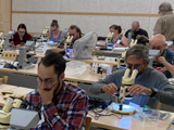 Travail d'observation et d'identification en laboratoire. - Photo : Jacques Larivée